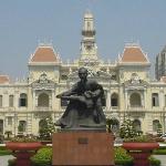 ABOUT HO CHI MINH CITY - CITY HALL